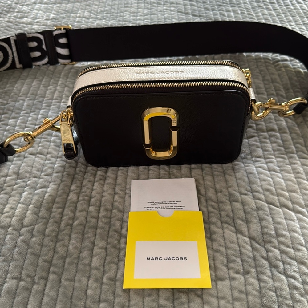 Marc Jacobs The Snapshot